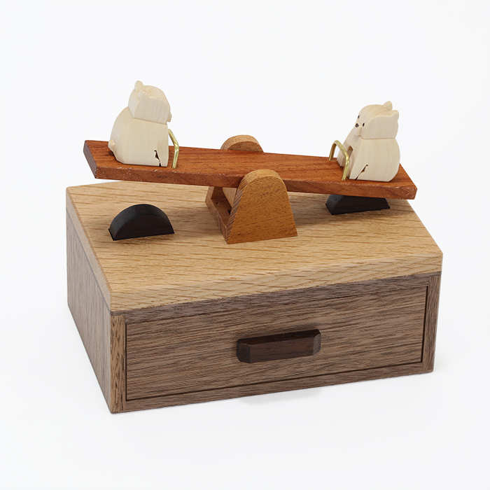 KARAKURI(カラクリ) Seesaw Box | KARAKURI BOX