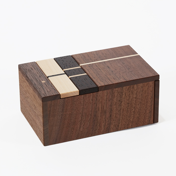 Elevator Box | KARAKURI BOX