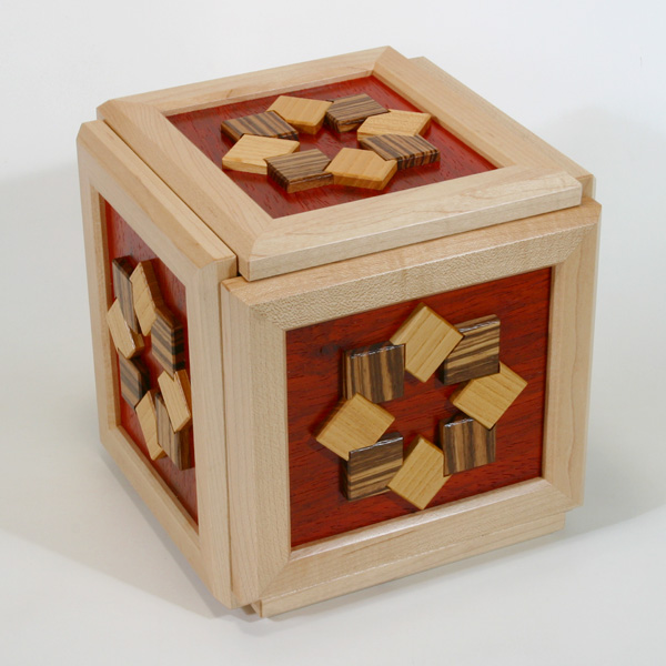 【櫻】平安金江宗観作「飾小箱」 19.7㎝ 共箱 資産家収蔵品 [ng]07 金銀蒔絵鏡箱｜日本遺産ポータルサイト